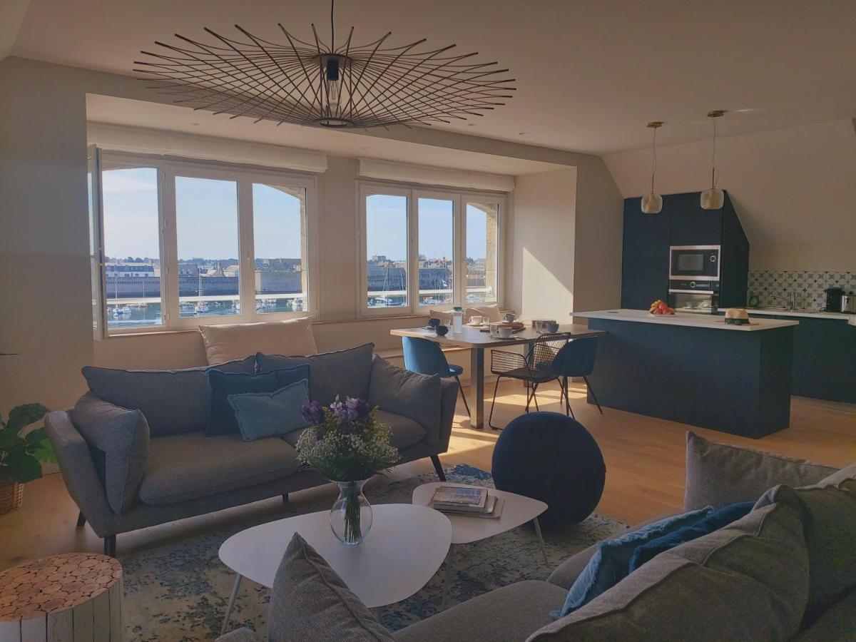 La Touline Apartment กงการ์โน ภายนอก รูปภาพ